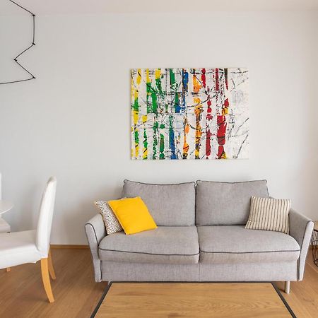 Suite 51 Appartamento Con Terrazzo A 50 Mt Dal Lago - Private Parking (Adults Only) Arona Buitenkant foto