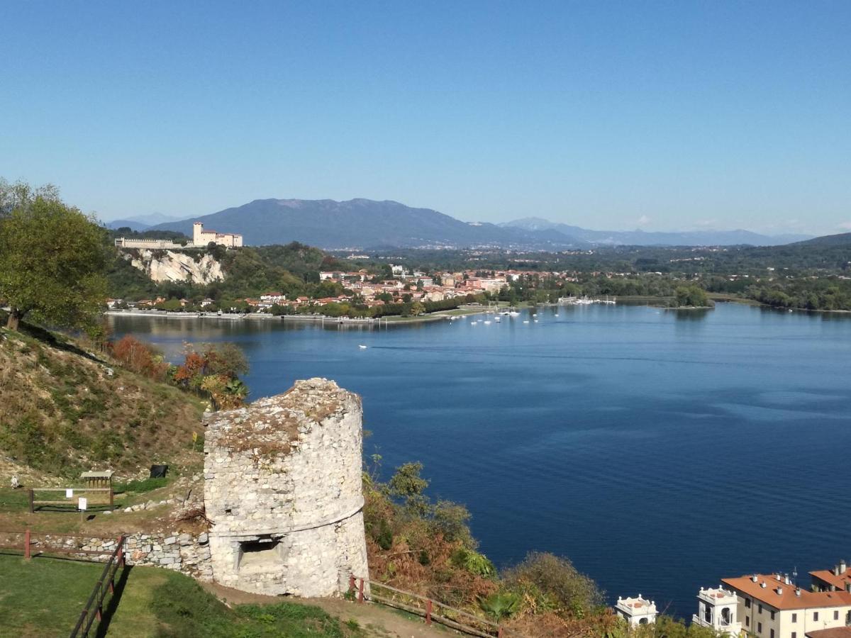 Suite 51 Appartamento Con Terrazzo A 50 Mt Dal Lago - Private Parking (Adults Only) Arona Buitenkant foto