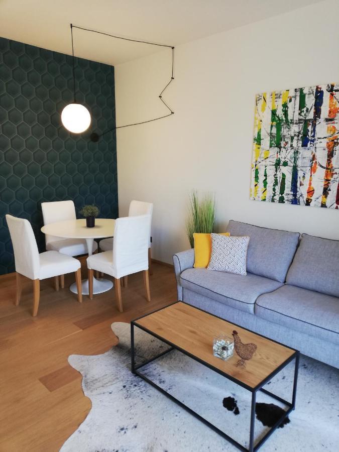 Suite 51 Appartamento Con Terrazzo A 50 Mt Dal Lago - Private Parking (Adults Only) Arona Buitenkant foto