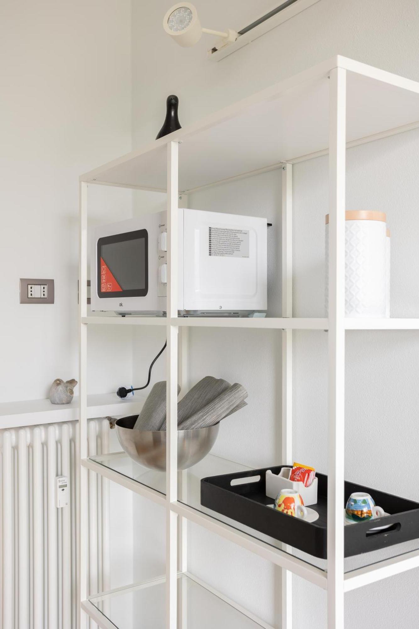 Suite 51 Appartamento Con Terrazzo A 50 Mt Dal Lago - Private Parking (Adults Only) Arona Buitenkant foto