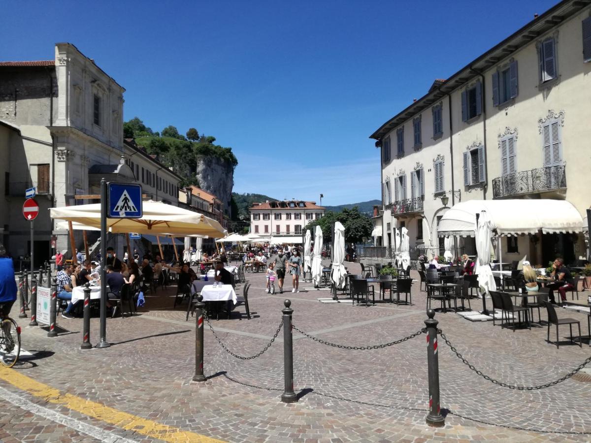 Suite 51 Appartamento Con Terrazzo A 50 Mt Dal Lago - Private Parking (Adults Only) Arona Buitenkant foto